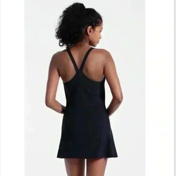 LOLË New Athletic Cycle Tennis Pickleball Dress Size M Black Gym Workout NWT - Picture 3 of 12
